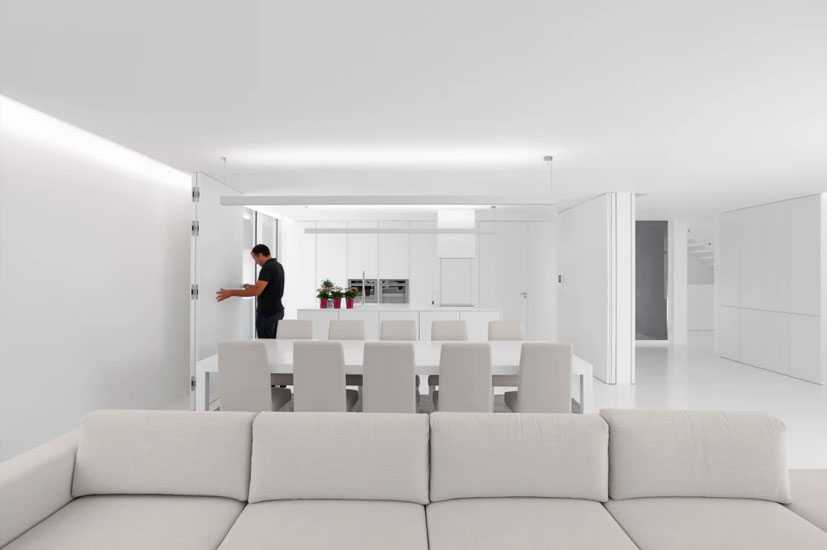 Минимализм в интерьере: обзор лаконичных решений для квартиры и советы дизайнеров