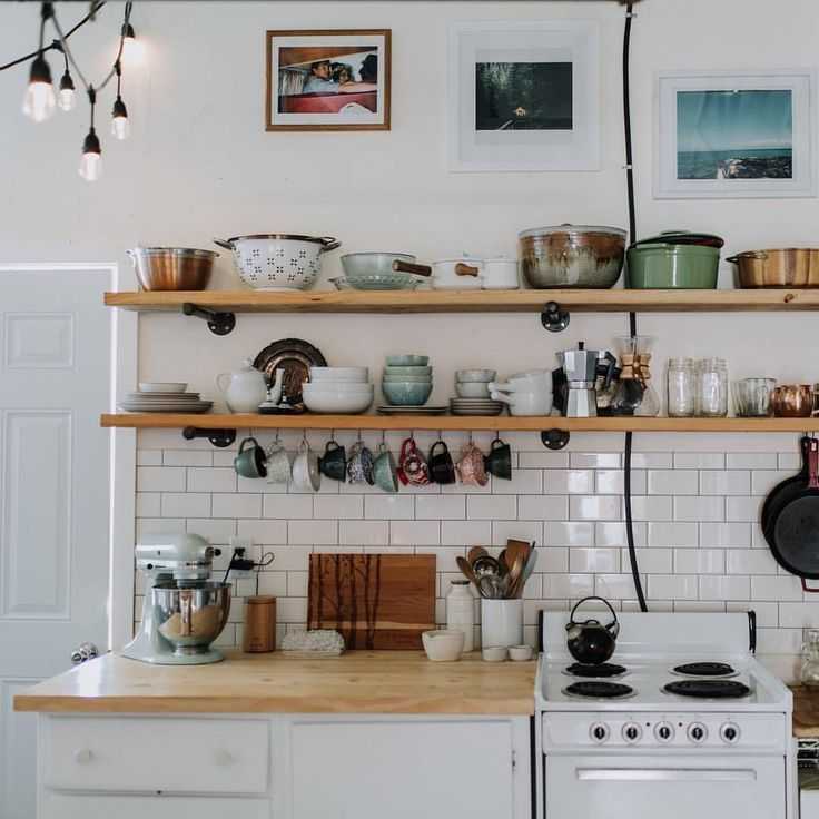 Открытые полки на кухне — правила идеального сочетания и дизайна (75 фото)