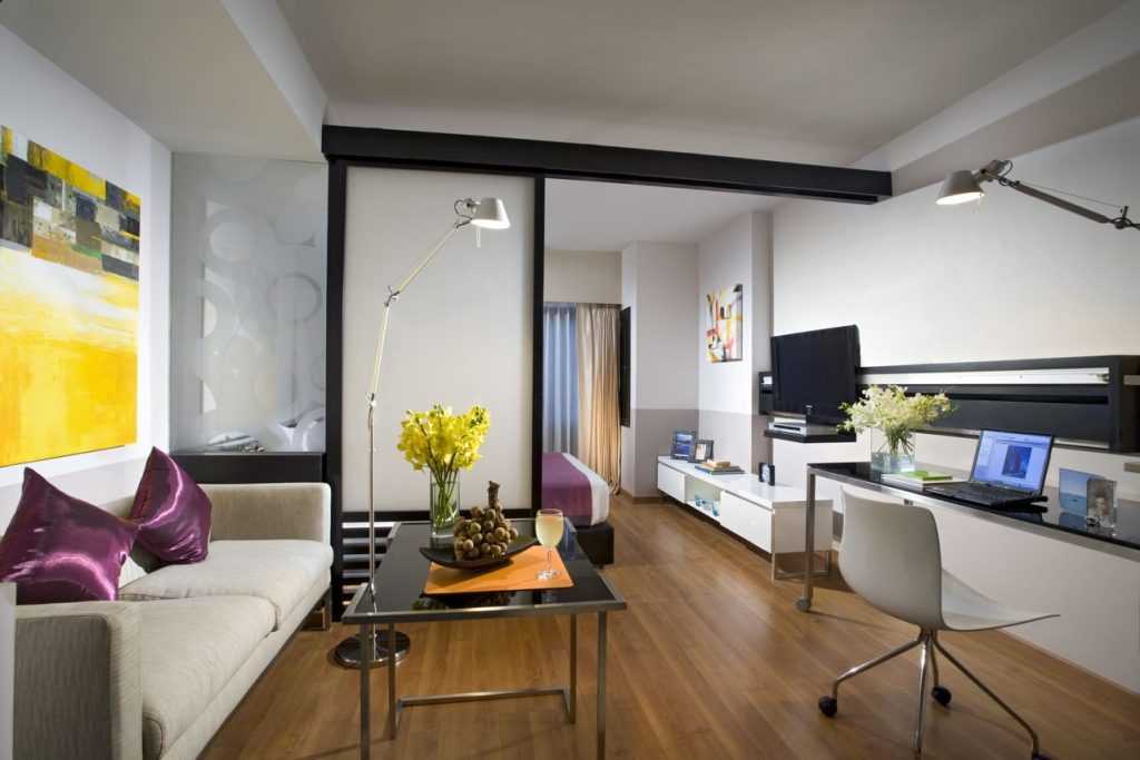 Варианты расстановки мебели в однокомнатной квартире, советы дизайнеров