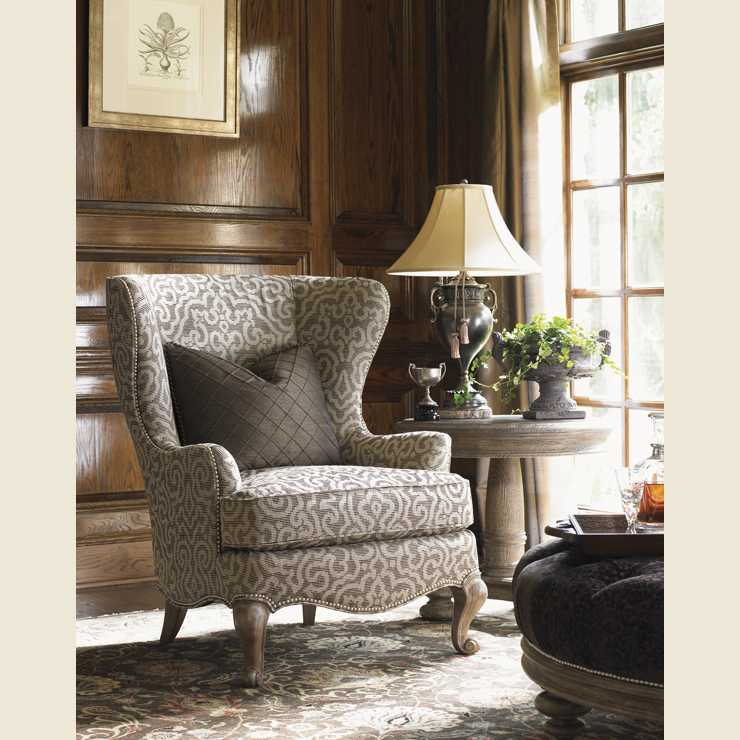 Кресло в гостиную, оригинальные формы, материалы и расцветки