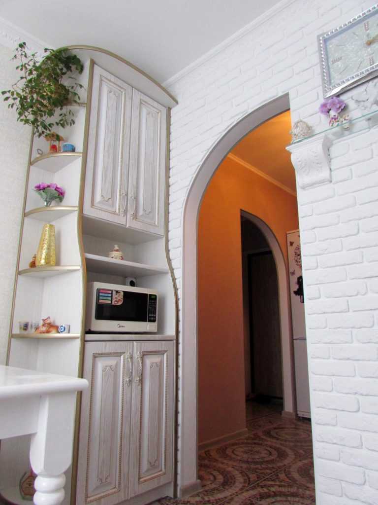 Дверной проем без двери: обустройство, идеи отделки и оформления на кухне, балконе, в зале (105+ фото видео) +отзывы