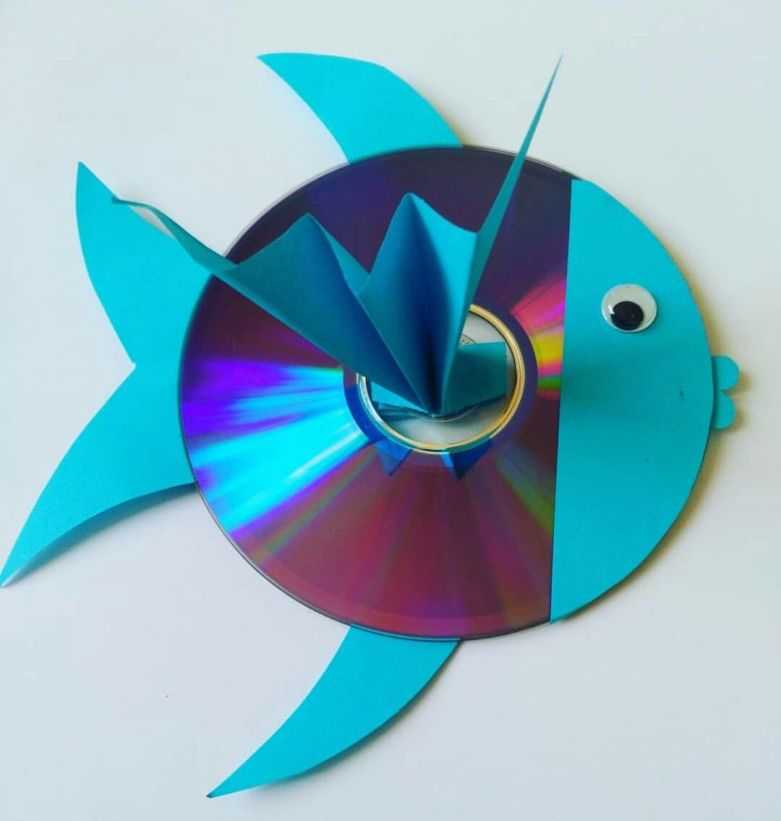 Поделки из дисков (66 фото): как сделать из старых cd-дисков своими руками для детей и для дачи? велосипед из компьютерных компакт-дисков и осенние поделки, другие варианты
