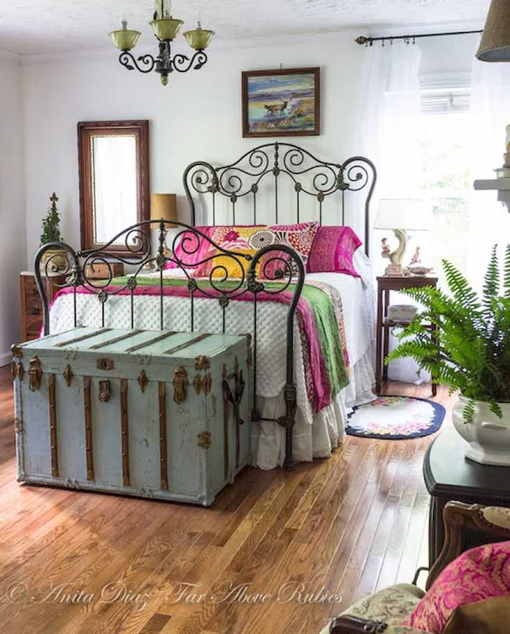 Уютно и оригинально: 85 фото-идей оформления спальни в стиле ретро