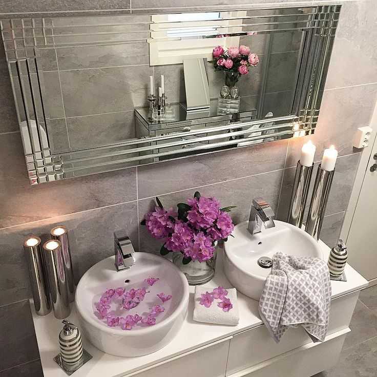Розовая ванная - 60 фото интерьеров