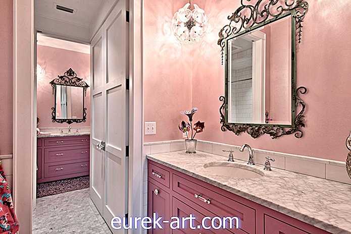 Розовая плитка для ванной (26 фото): особенности отделки ванной комнаты керамической плиткой розового цвета, примеры дизайна интерьера
