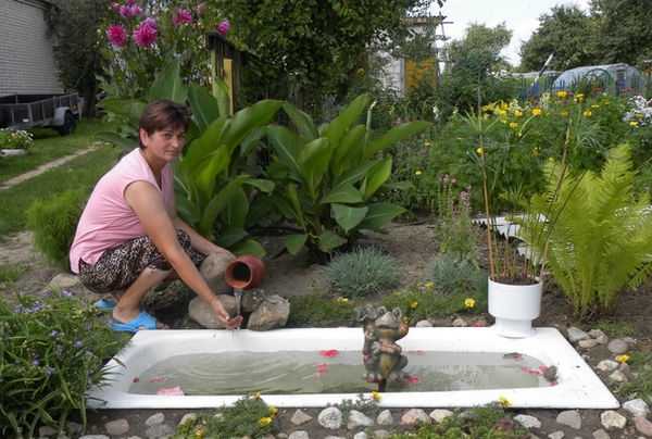 Старая ванна: практическое применение в саду