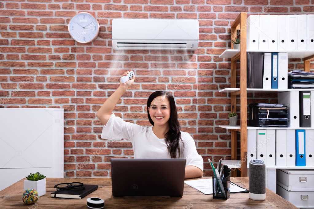 Как выжить в квартире летом: идеальная техника для спасения от жары