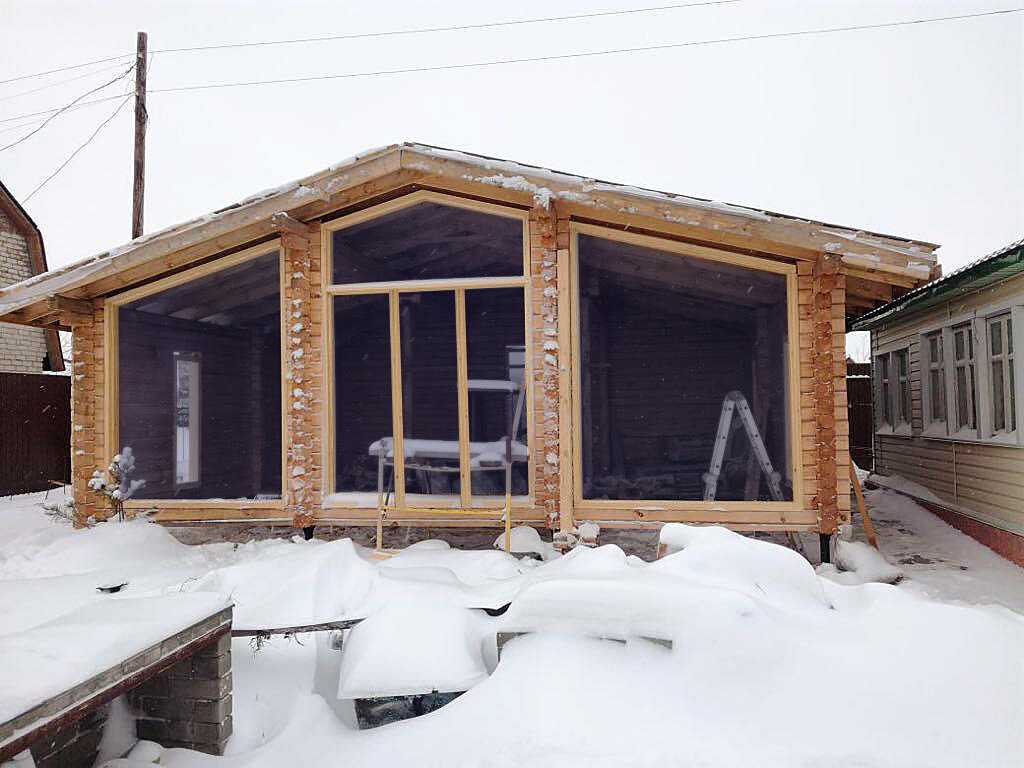 Можно ли строить дом зимой? особенности зимнего строительства коттеджей