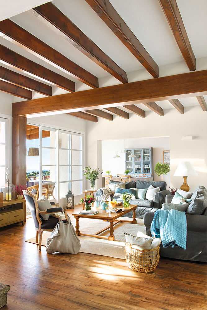 Какой потолок лучше сделать в маленькой комнате: идеи дизайна