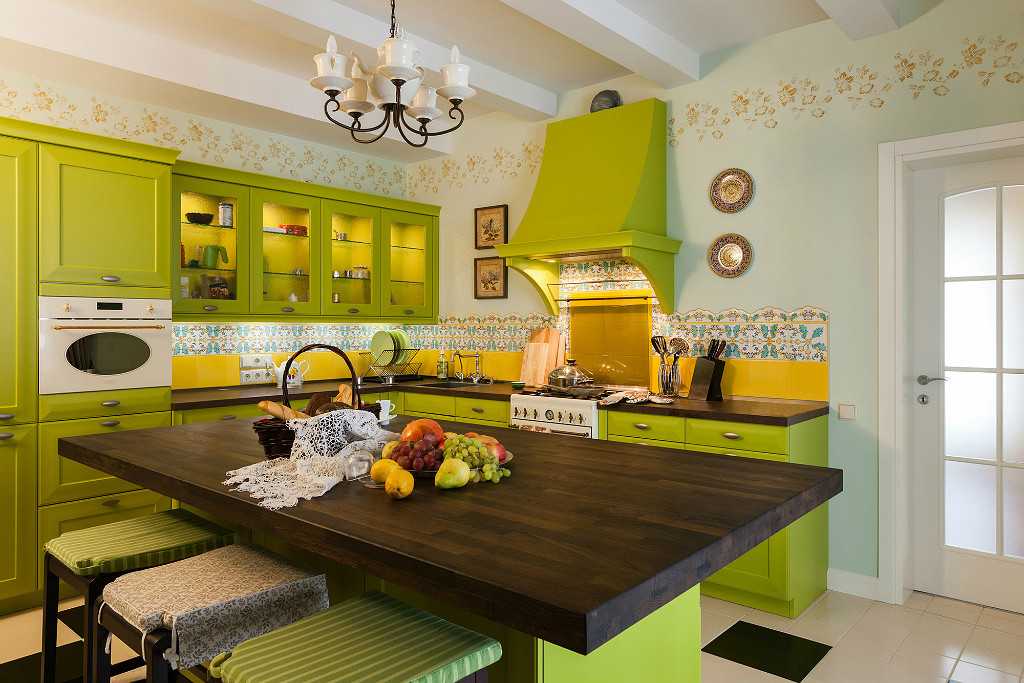 Салатовая кухня: 50 фото в интерьере, гид по дизайну