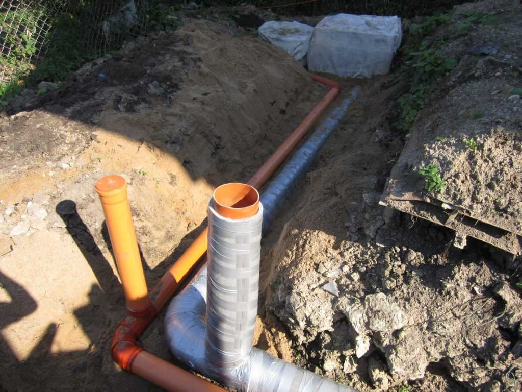Для чего и в каких случаях нужно утеплять канализационные трубы?