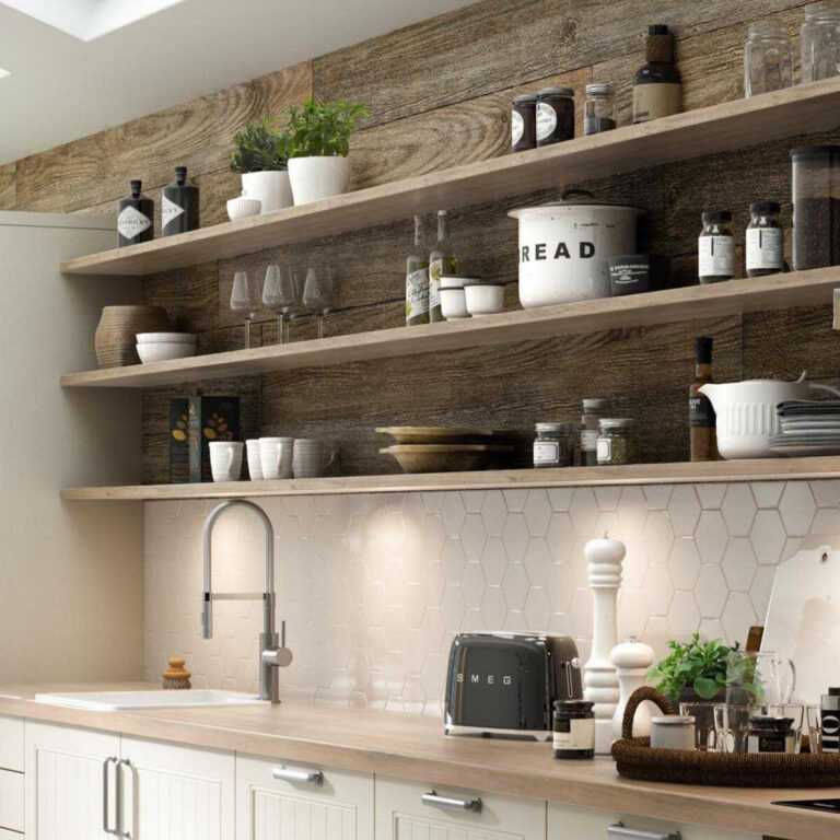 Стена на кухне над обеденным столом – 15 примеров дизайна | houzz россия