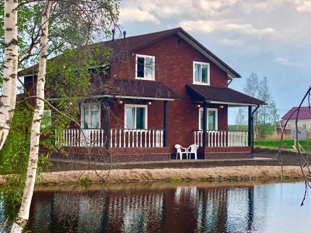 Выбираем дом своей мечты: 10 потрясающих домов у озера