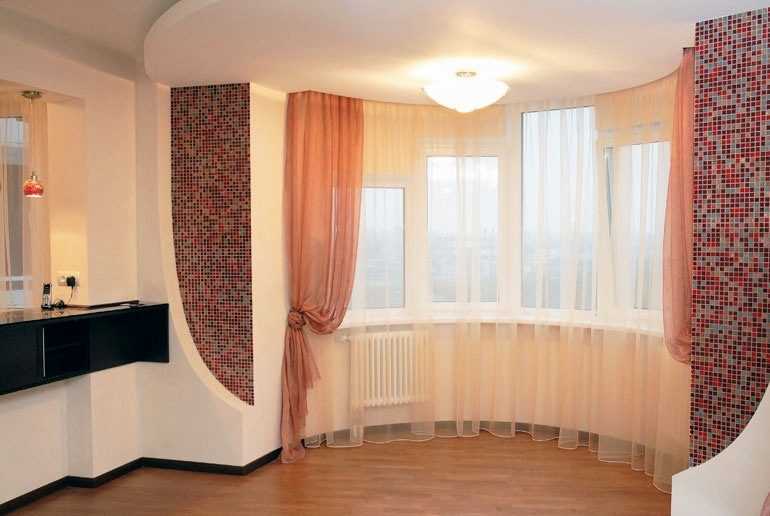 Как выбрать шторы для комнаты с низким потолком и избежать распространенных ошибок