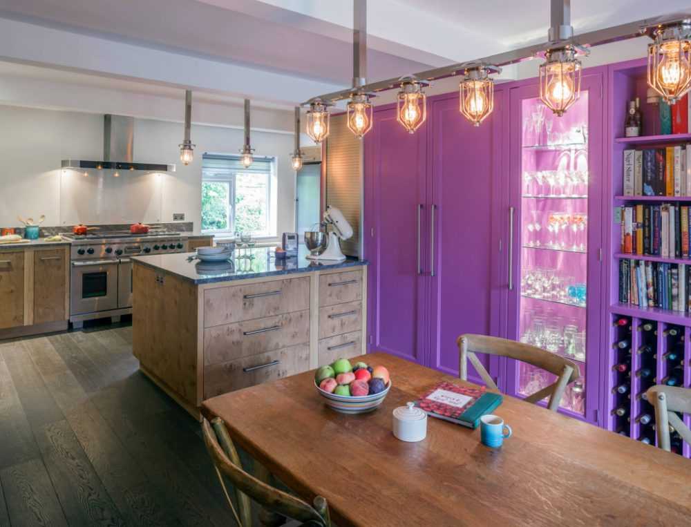 Дизайн кухни в фиолетовых и сиреневых тонах в интерьере: цветовые сочетания и гармонии, фото-идеи