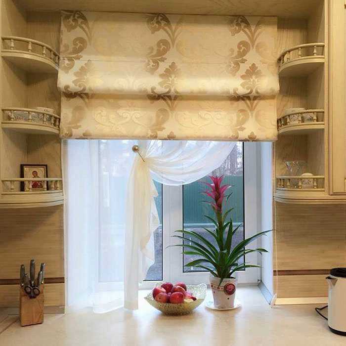 Римские шторы в интерьере фото, римские шторы на кухне, на балконе, в гостиной, в спальне
