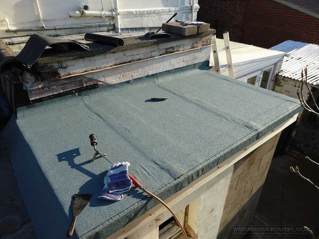 Чем перекрыть крышу гаража: топ 8 материалов
