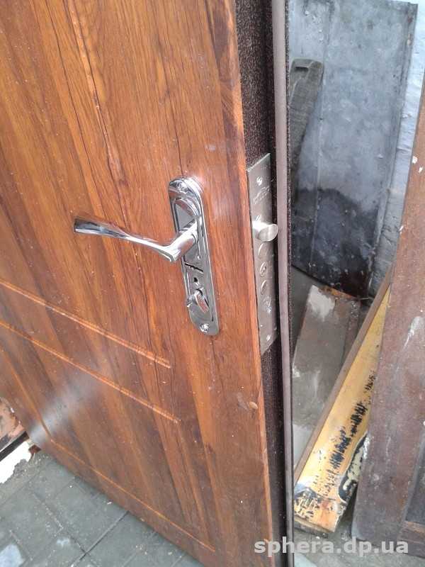 Бронированные входные металлические двери. описание возможностей | все про двери