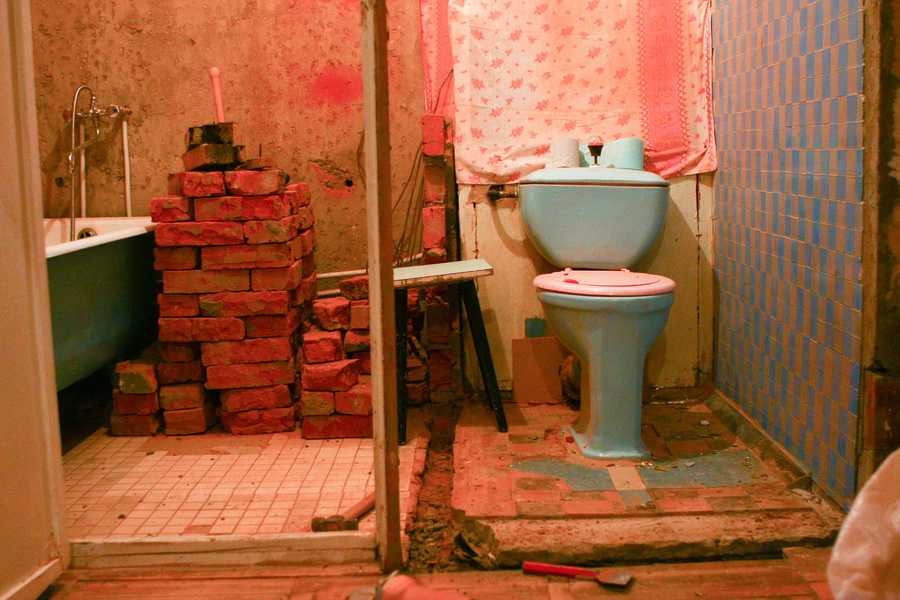 Ремонт туалета – пошаговая инструкция по косметическому ремонту и замене сантехники своими руками