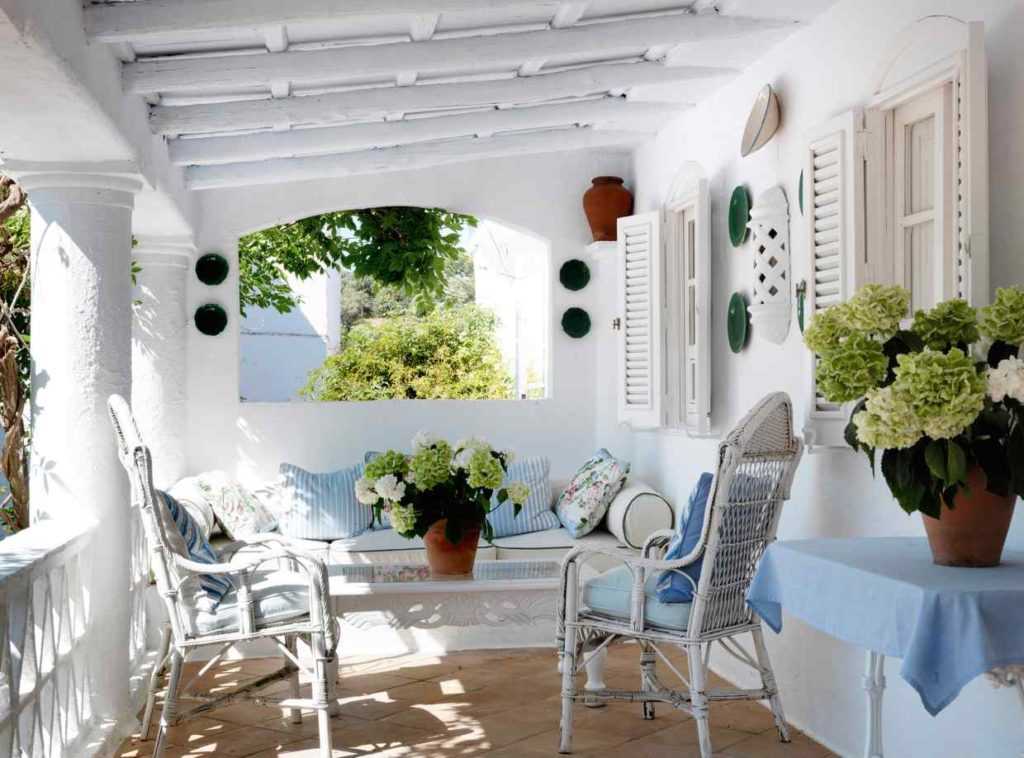 Загородный дом в средиземноморском стиле: декор и дизайнерские приемы